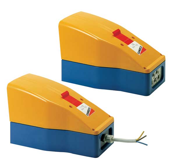 Пневматическая педаль. Серия 3. G1/4, 5/2 лин/поз.; Электрическая педаль. Серия 3, НЗ/НО