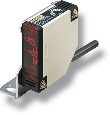 E3JK - фотодатчик на напряжение постоянного и переменного тока